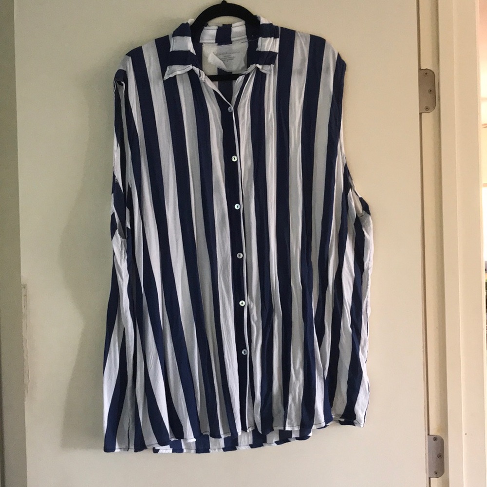 Rare acacia button down top/dress. Size p